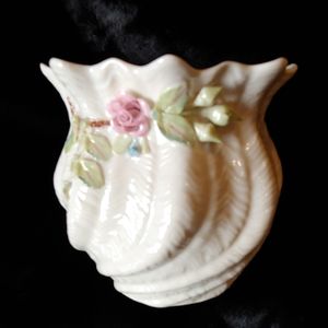 Belleek Masterpiece Coll. Collingford Cashe Pot